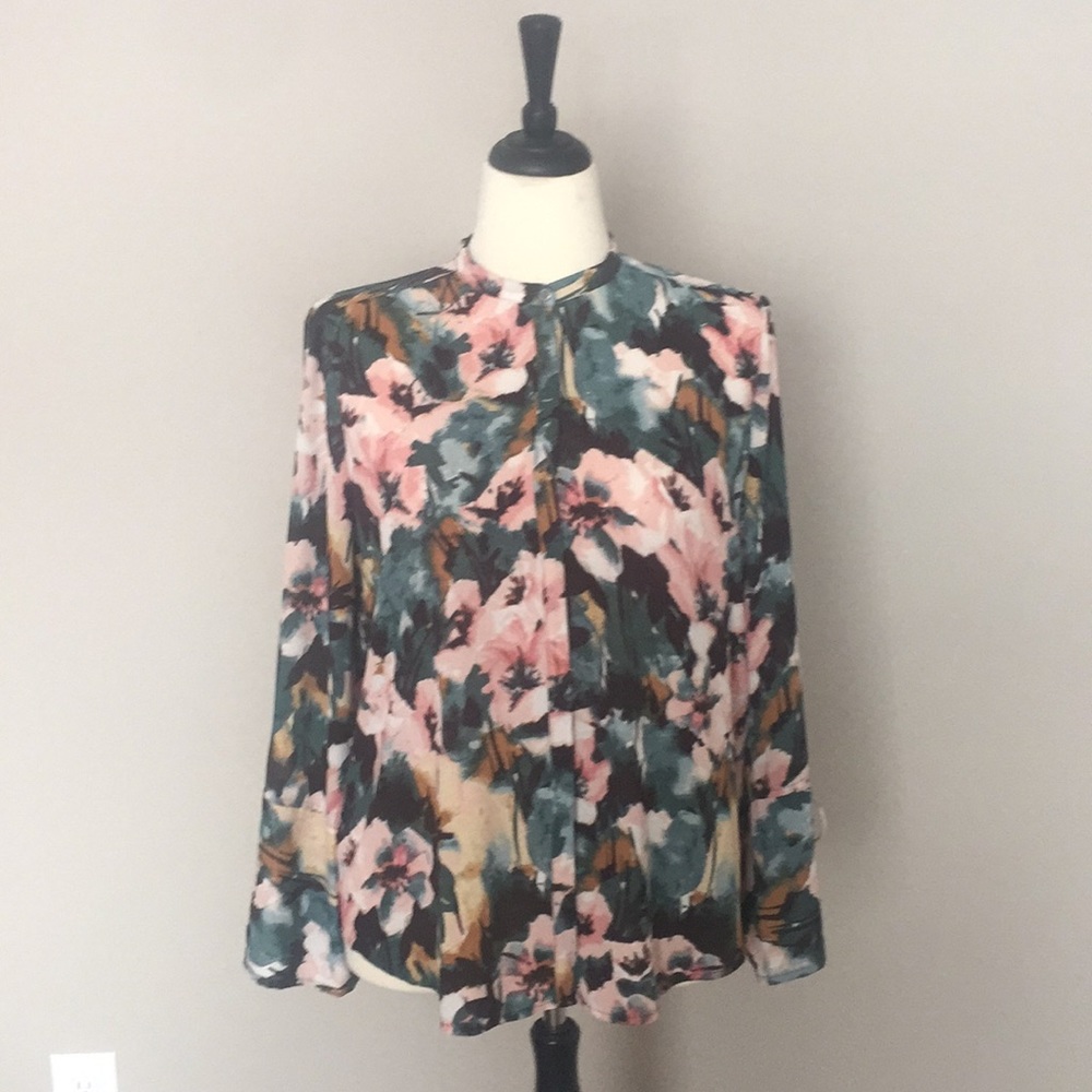 Lucky Brand floral button down top, size large